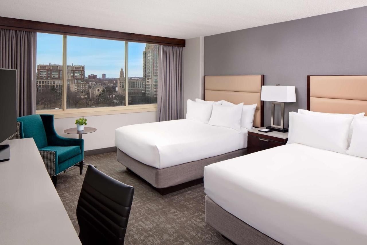 Отель Hyatt Regency Boston/Кембридж Экстерьер фото